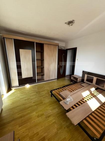 Apartament cu 3 camere decomandat, mobilat în Unirea