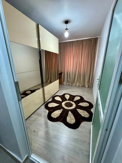 Apartament cu 2 camere decomandat în Micro 4