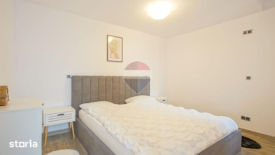 Apartament cu 6 camere în Central