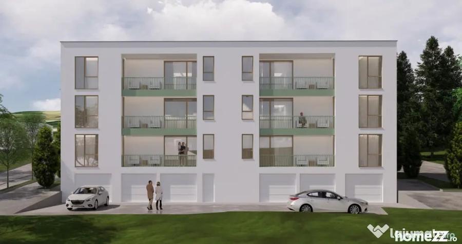Apartament cu 4 camere semidecomandat în Central