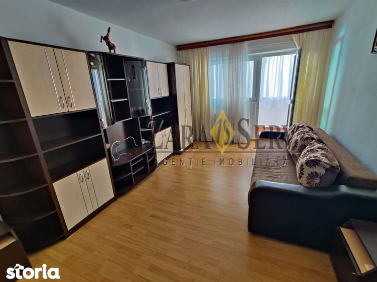 Apartament cu 2 camere, mobilat în Republicii