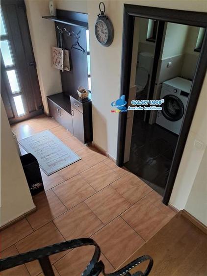 Casă cu 3 camere cu Teren 300 Mp în Central