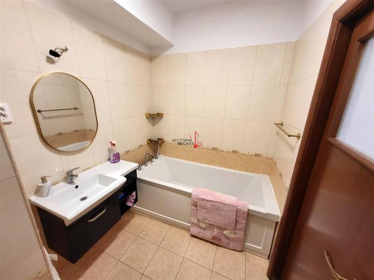 Apartament cu 2 camere decomandat, mobilat în Basarabia
