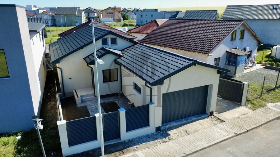 Casă individuală cu 5 camere cu Teren 257 Mp în Valu lui Traian