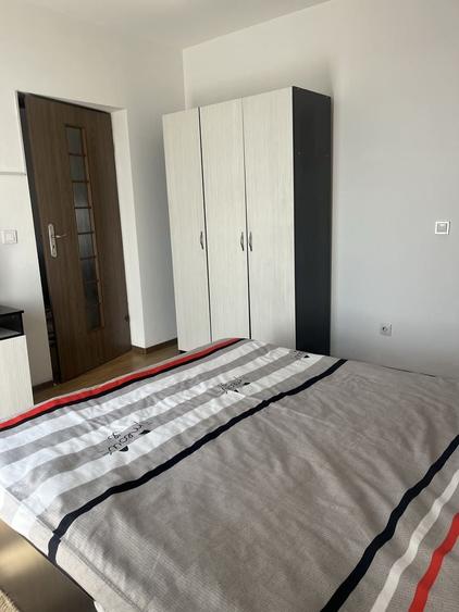 Apartament cu 2 camere nedecomandat în Bariera Vâlcii