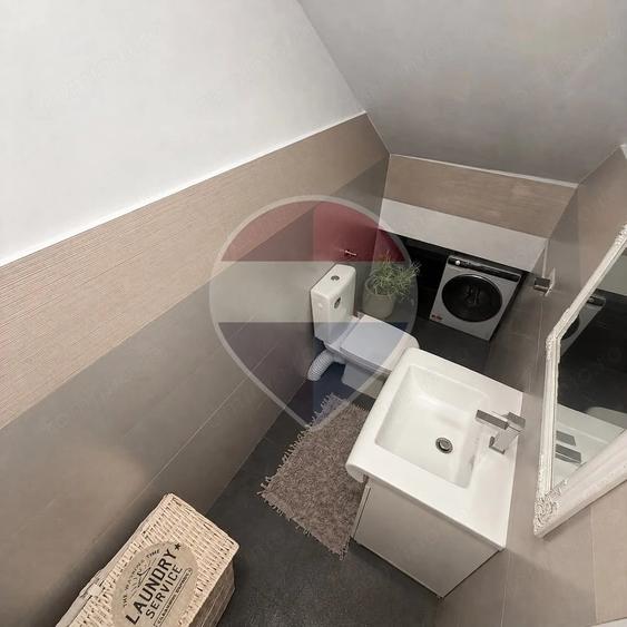 Casă cu 3 camere cu Teren 200 Mp în Filiași