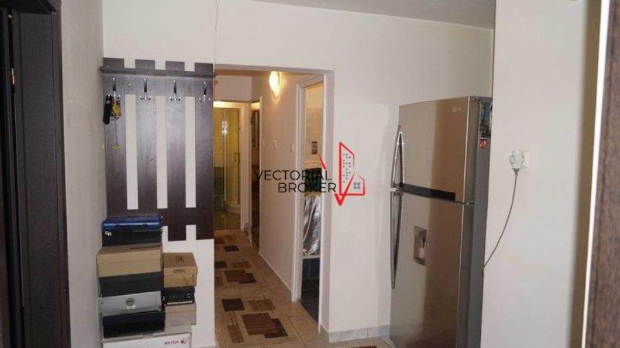 Apartament cu 3 camere decomandat, mobilat în Dristor