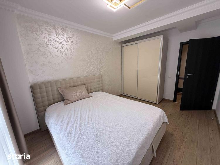 Apartament cu 4 camere în Drumul Taberei