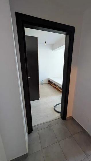 Apartament cu 2 camere decomandat, mobilat în Apărătorii Patriei