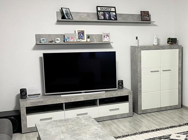 Apartament cu 3 camere, mobilat în Telegrafului