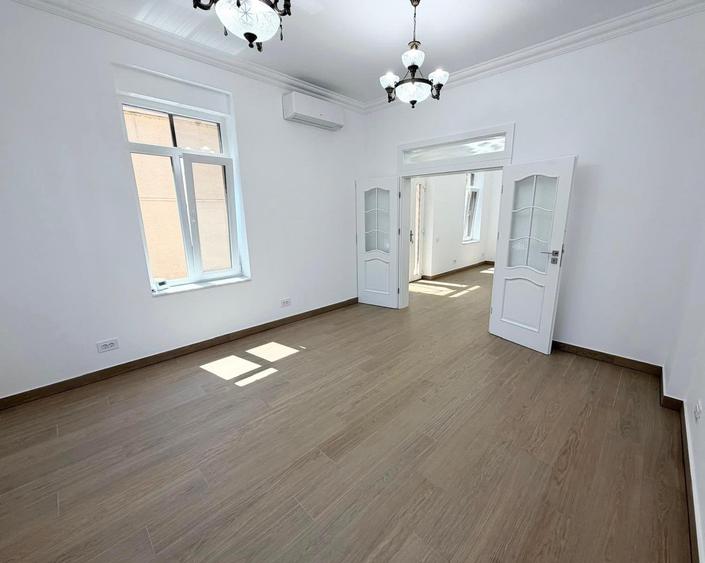 Vila  ultracentrala,  5 camere, prima inchiriere dupa renovare - 2