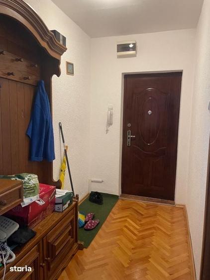 Apartament cu 4 camere în Traian