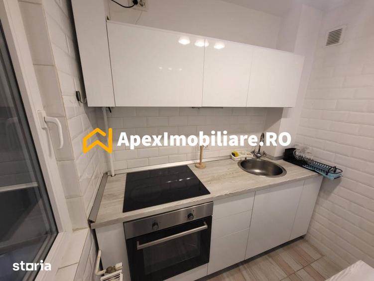 Apartament cu 2 camere semidecomandat în Victoriei