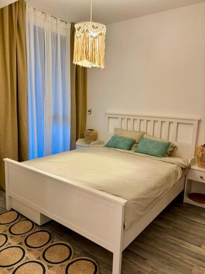 Apartament cu 2 camere, mobilat în Central