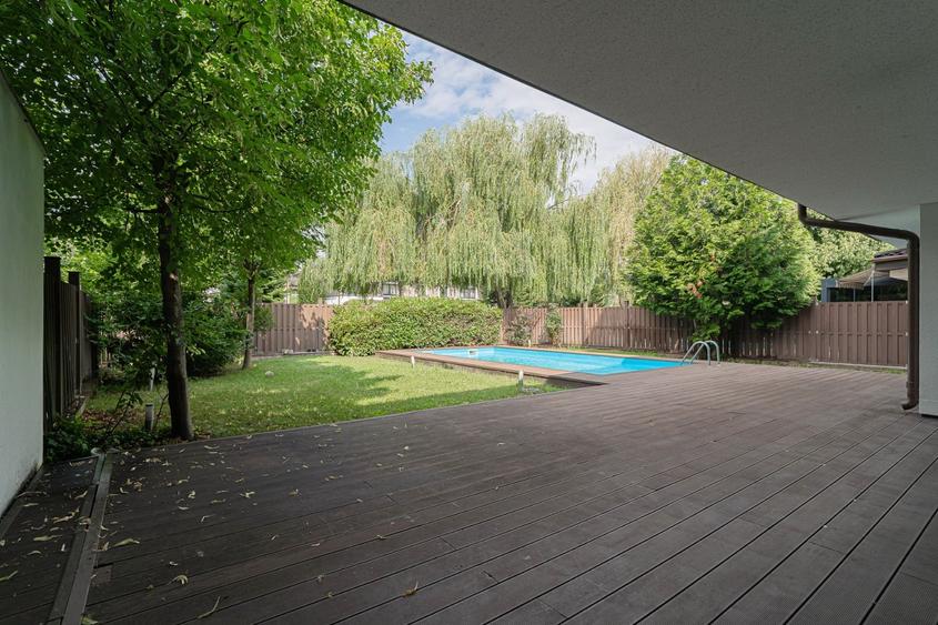 Casă individuală cu 9 camere cu Piscina în Pipera