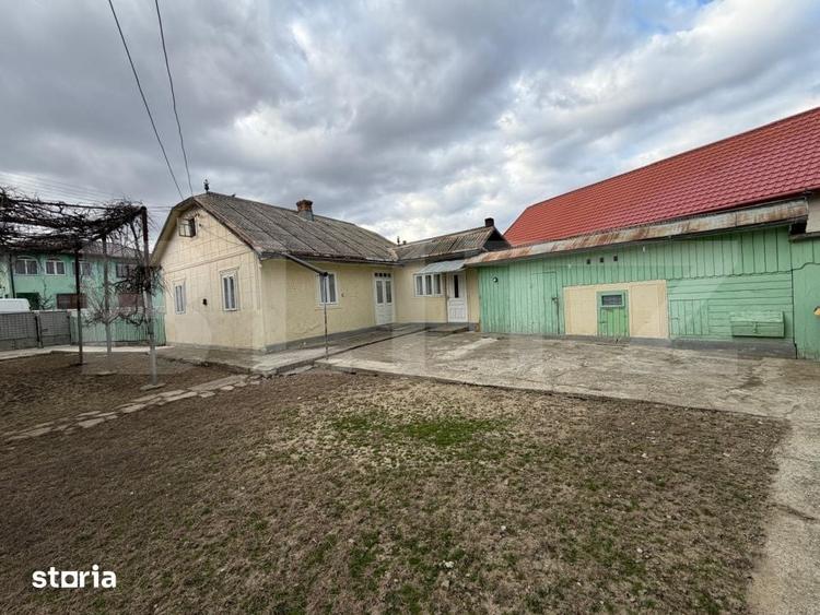 Casă cu 3 camere cu Teren 1586 Mp în Șcheia
