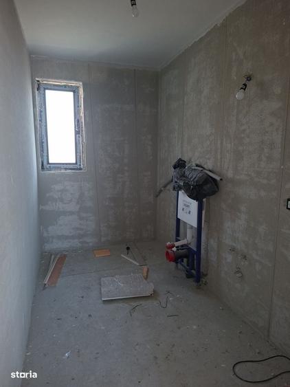 Casă cu 3 camere cu Teren 447 Mp în Central