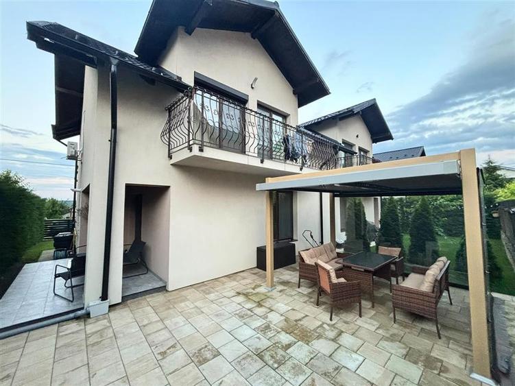 Casă individuală cu 3 camere cu Teren 250 Mp în Miroslava