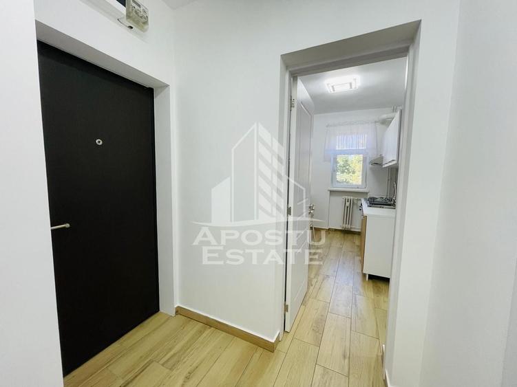 Apartament cu 3 camere decomandat în Grădiște