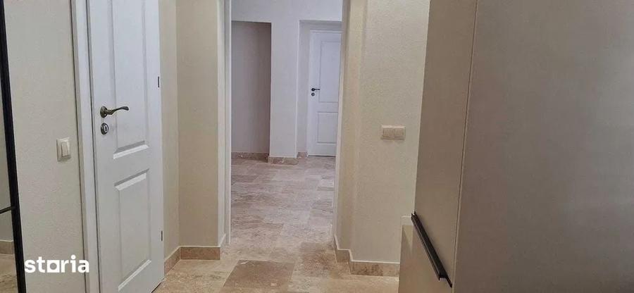 Prima inchiriere! Apartament cu 2 camere, ultrafinisat, Centru! - 2