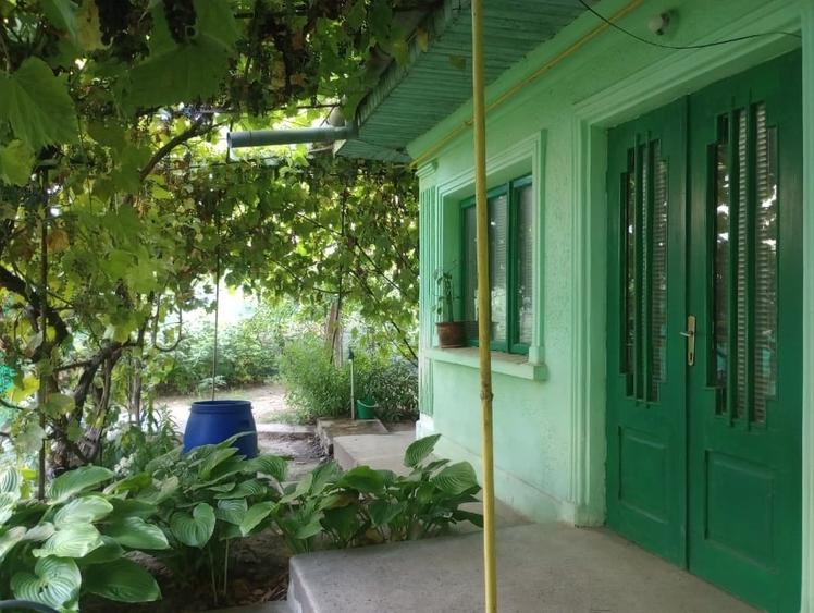 Casă individuală cu 3 camere cu Teren 671 Mp în Central
