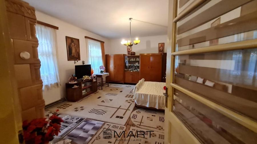 Casă cu 2 camere cu Teren 200 Mp în Central