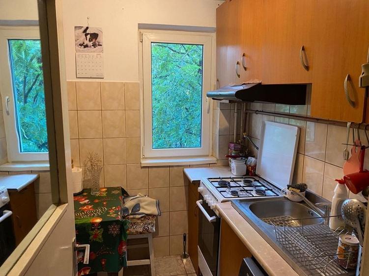 Apartament cu 3 camere decomandat în Satu Nou