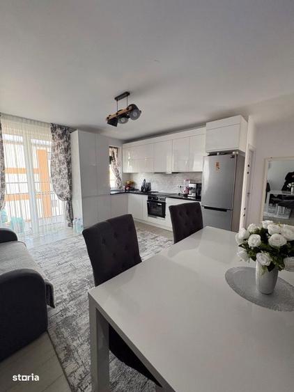 Apartament cu 3 camere în Hotvon