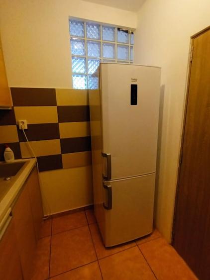 Apartament cu 3 camere în Semicentral
