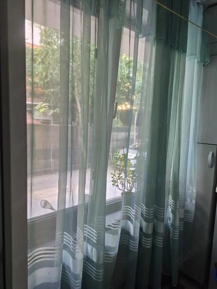 Apartament cu 2 camere semidecomandat în Roșu