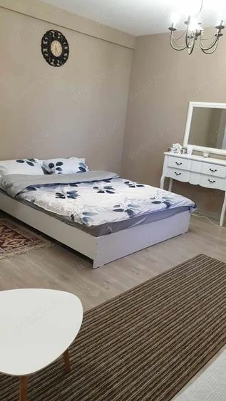 Garsonieră decomandată în Central