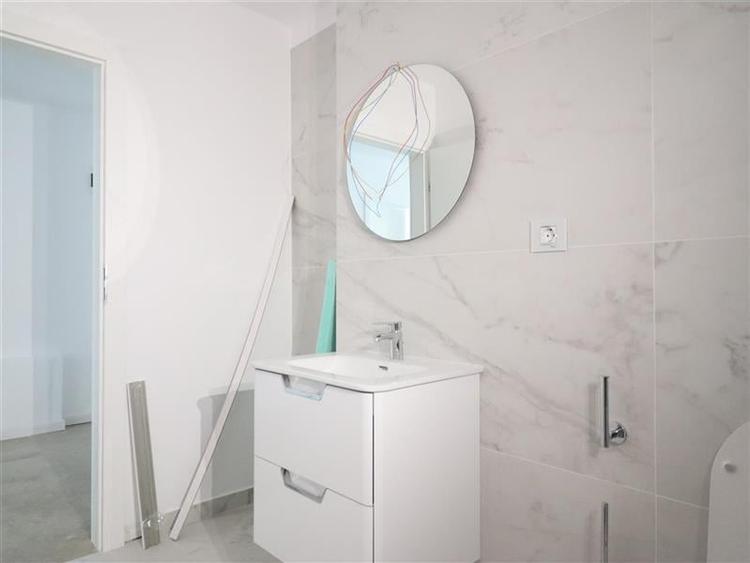 Apartament cu 2 camere decomandat în Mărăști