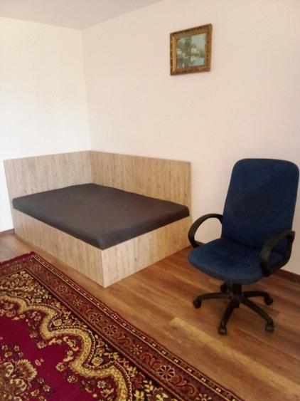 Garsonieră decomandată în Rogerius