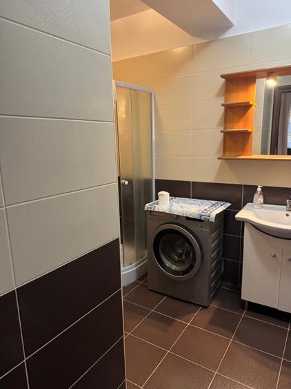 Apartament cu 2 camere semidecomandat în Prelungirea Ghencea