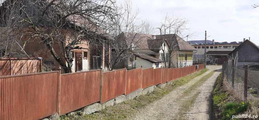 Casă cu 3 camere în Gălești