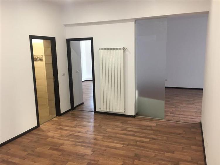 Birou, de 130 mp, în Unirii