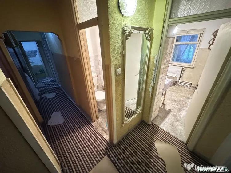 Apartament cu 3 camere decomandat în Inel I
