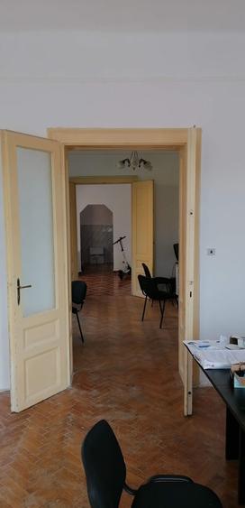 Spațiu comercial, de 75 mp, în Ultracentral