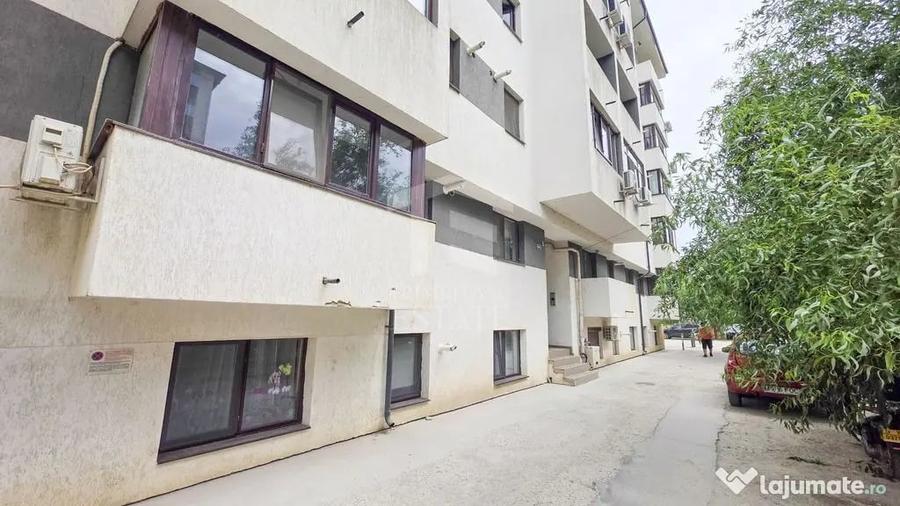 Apartament cu 3 camere decomandat în Chiajna