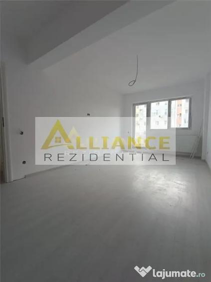 Apartament cu 2 camere decomandat în Apărătorii Patriei