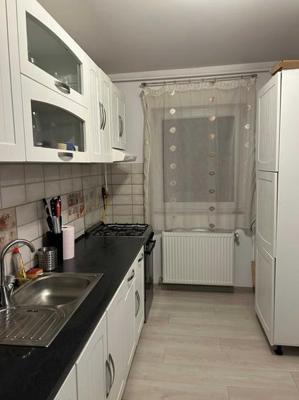 Apartament cu 2 camere decomandat în Florești