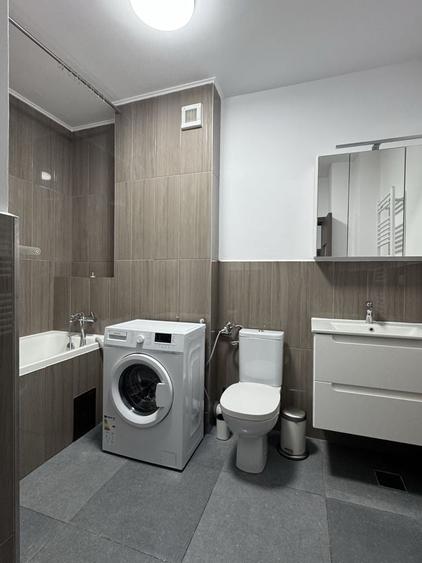 Apartament cu 3 camere în Dâmbul Rotund