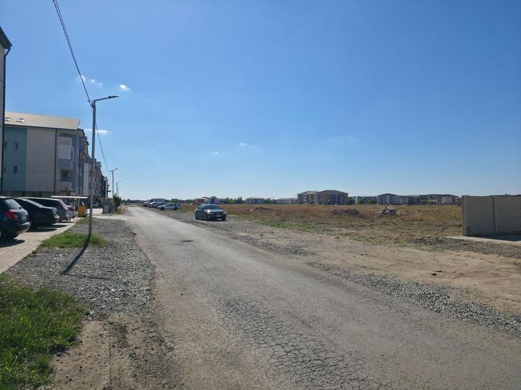 Teren Construcții intravilan de 957 mp, în Giroc