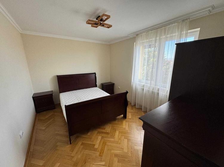 Apartament cu 2 camere decomandat în Lazaret