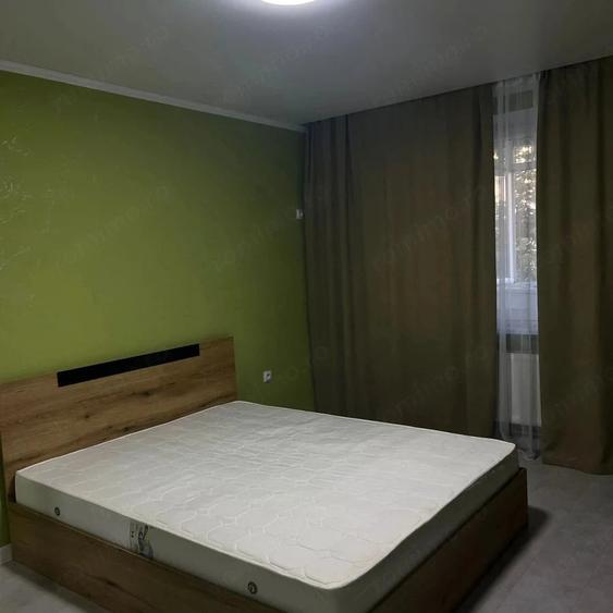 Apartament cu 2 camere decomandat în Parcul Carol