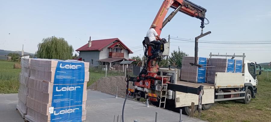 Casă cu 3 camere în Ernei