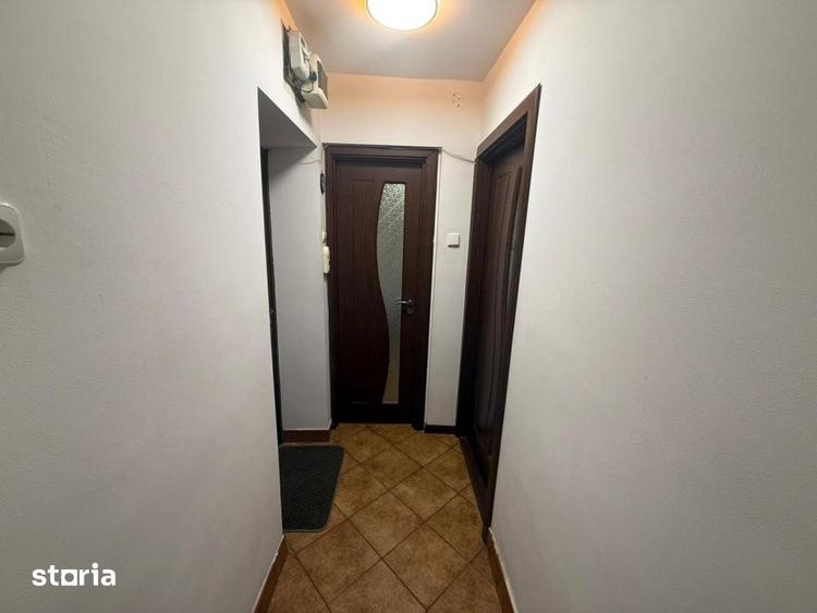 Apartament cu 2 camere decomandat în Valea Rosie