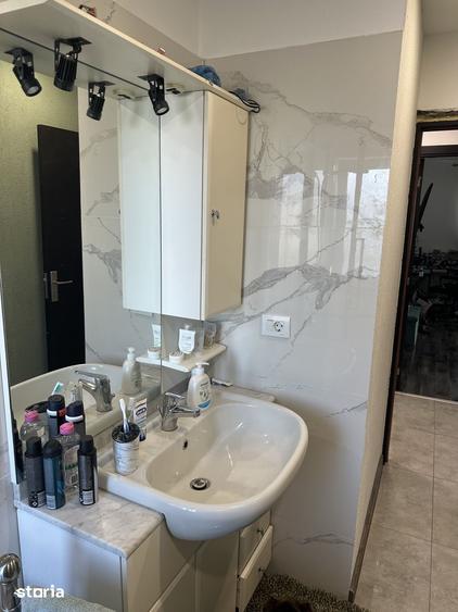 Apartament cu 3 camere în Bistrița Lac