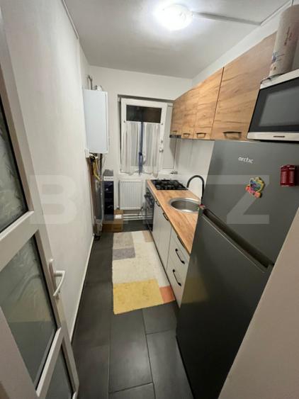 Apartament cu 2 camere nedecomandat, mobilat în Micro 6
