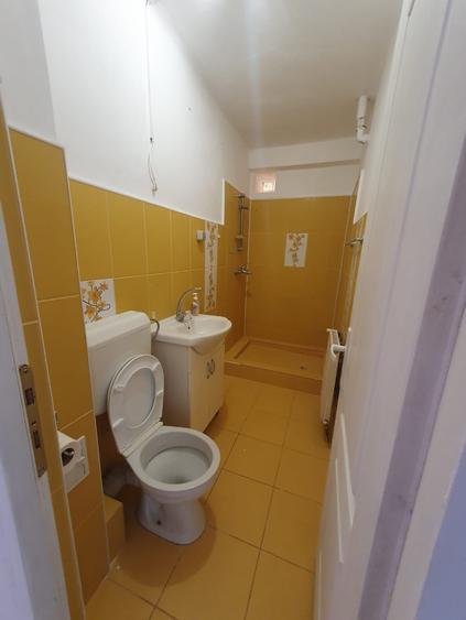 Apartament cu 2 camere semidecomandat în Semicentral